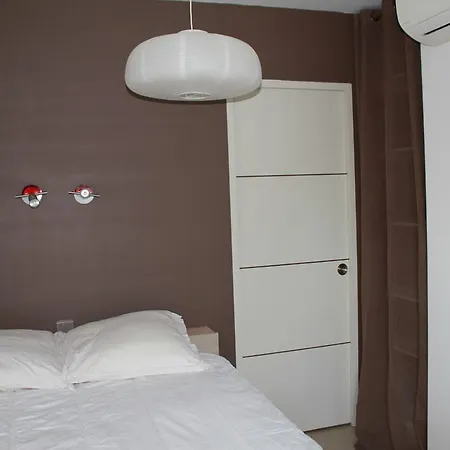 Du Parc 4 Personnes Apartament *